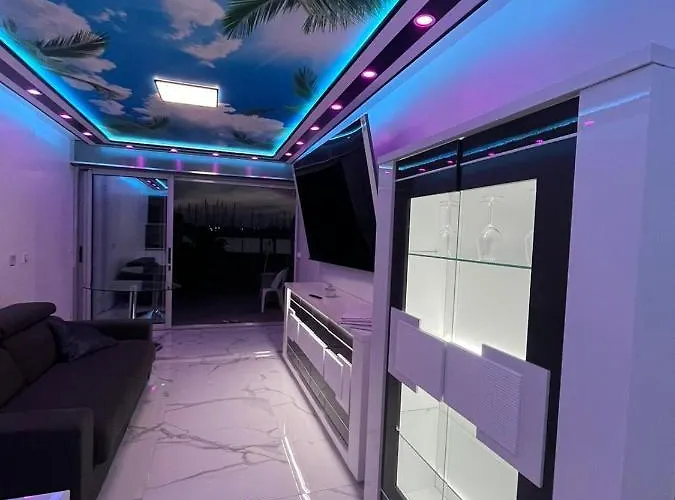 24 Tropic Deluxe Appartement *