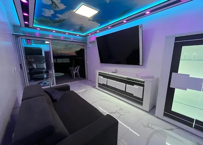 24 Tropic Deluxe Agde