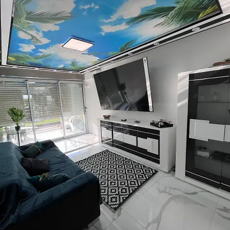 Apartman 24 Tropic Deluxe *