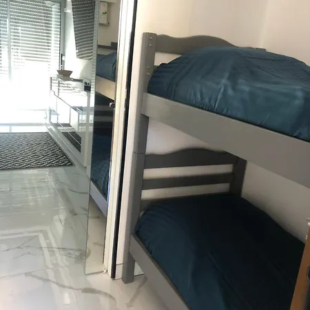 24 Tropic Deluxe Apartman Agde