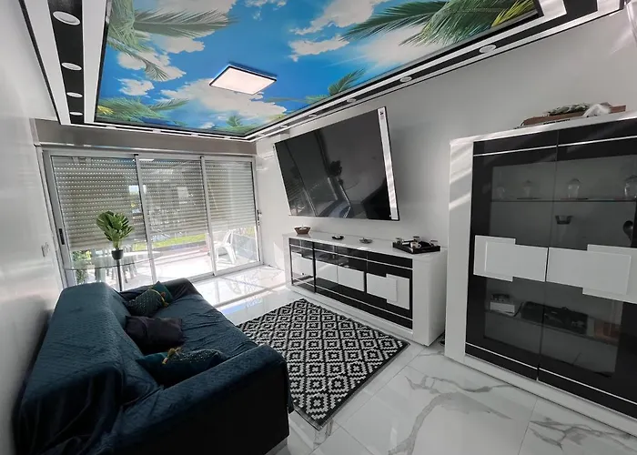 アパート 24 Tropic Deluxe *